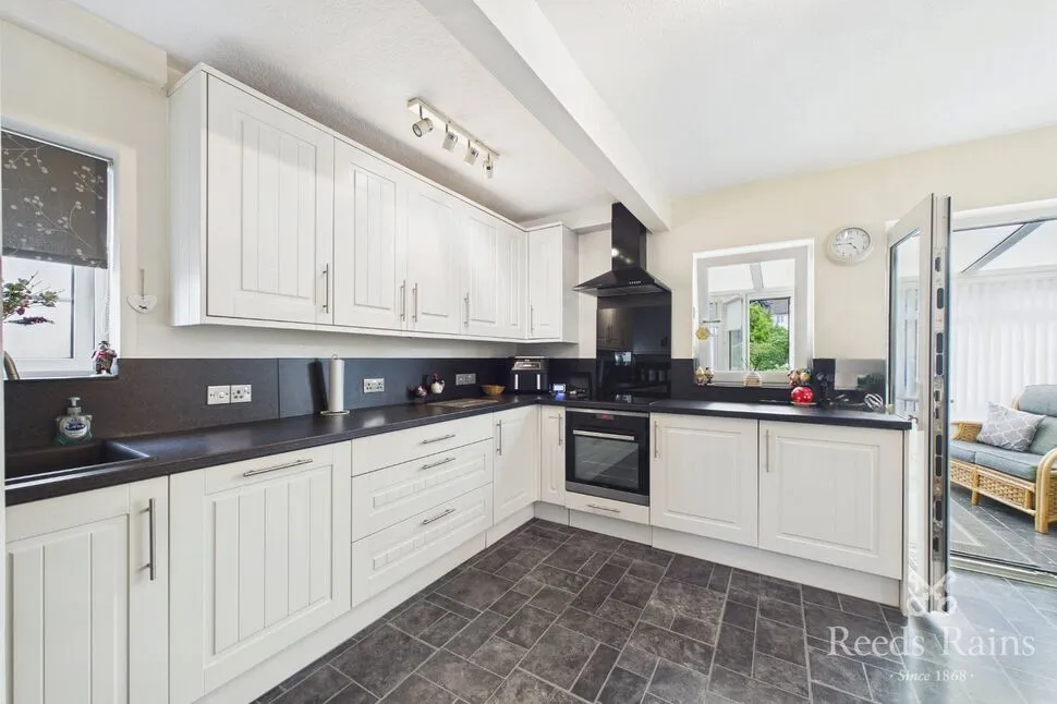 Newbold Road, Chesterfield, Derbyshire, S41, photo 4