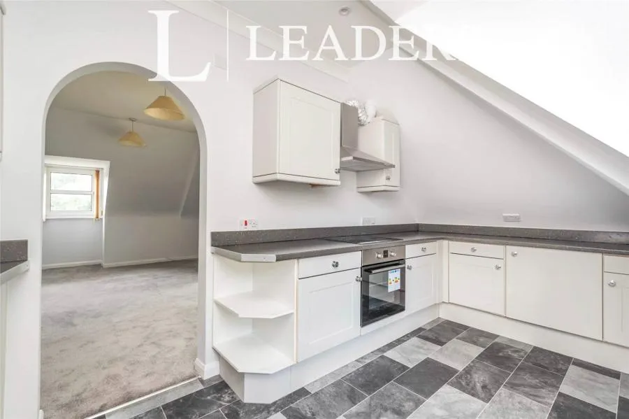 Bishopstoke Road, Bishopstoke, SO50, photo 5
