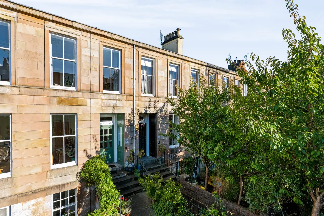 5 bed house for sale, Regent Park Square, Strathbungo, G41