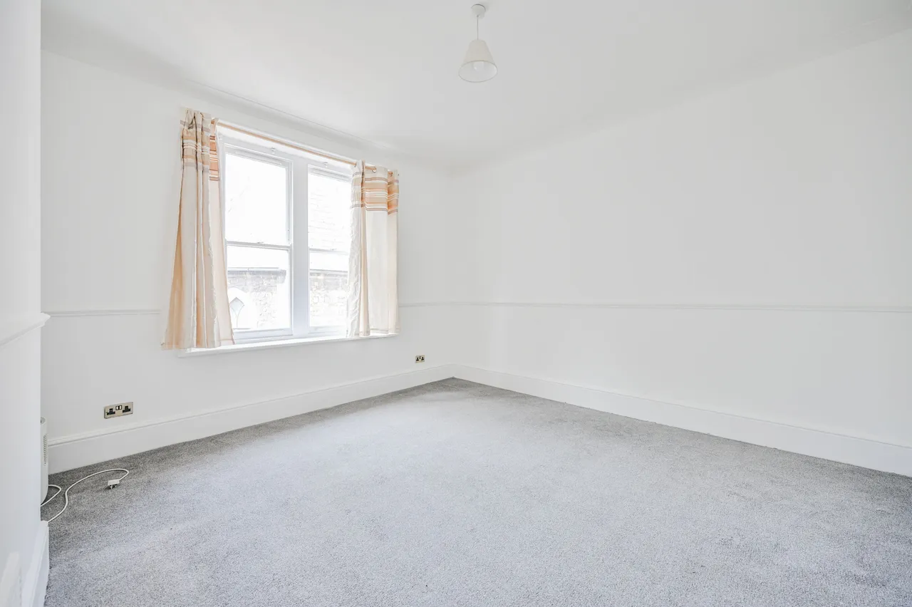 4 St James's Court, 81 Fore Street, London, photo 8