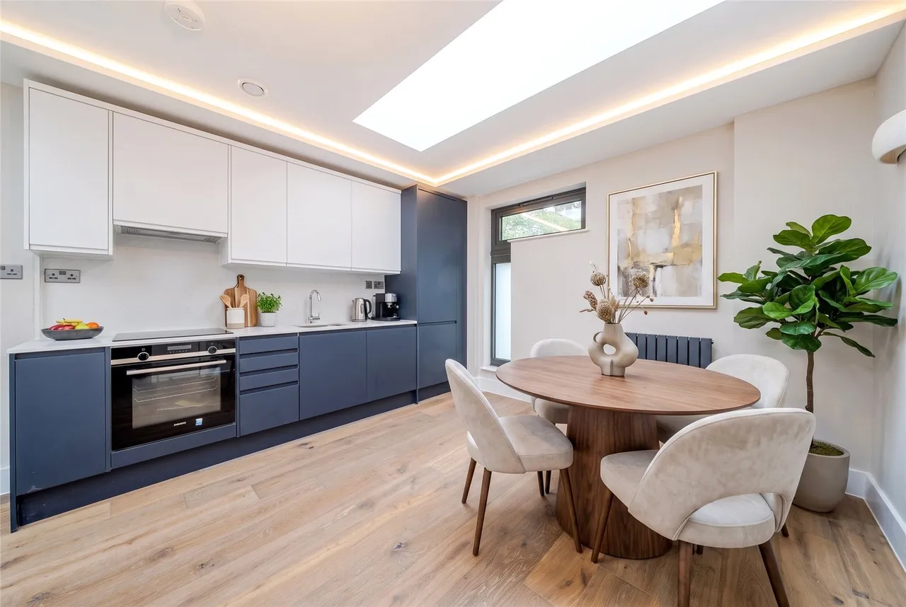Shepherds Bush Road, W6, photo 4