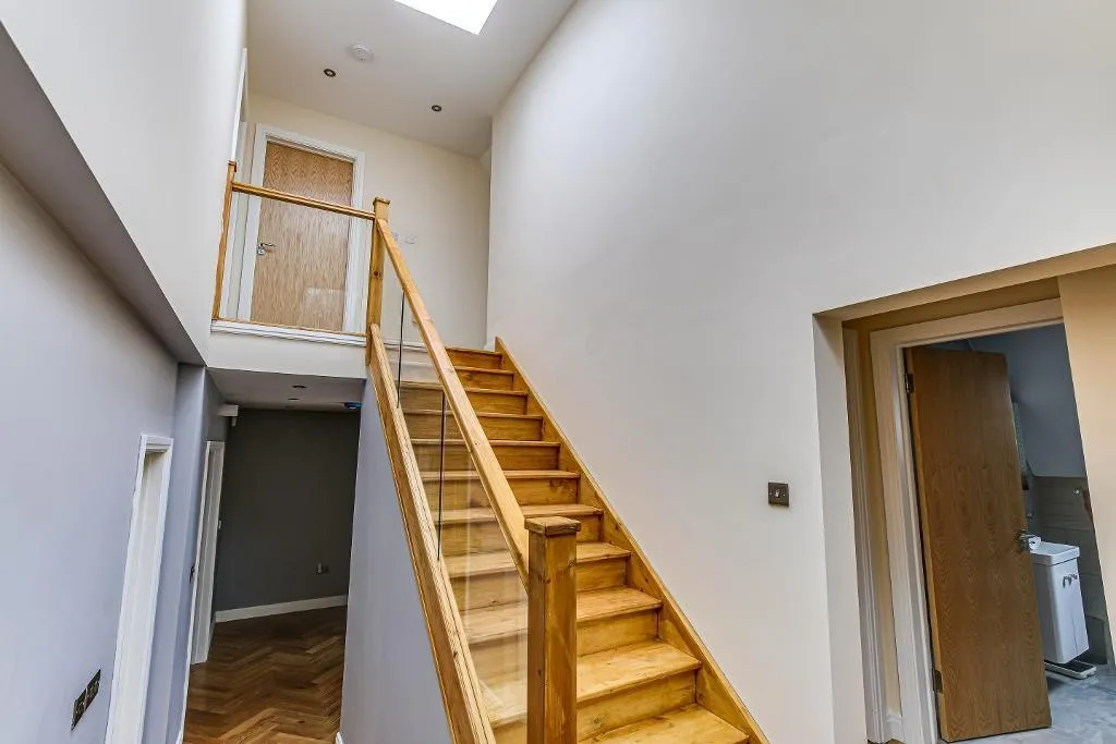 High Beech, South Croydon, photo 19