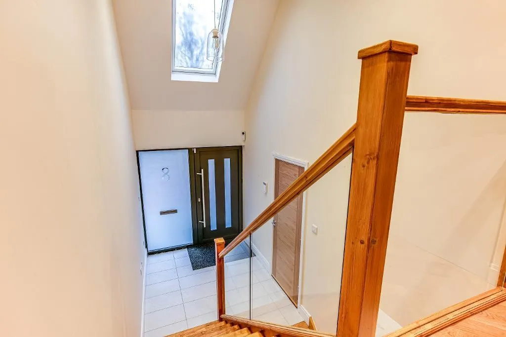 High Beech, South Croydon, photo 13