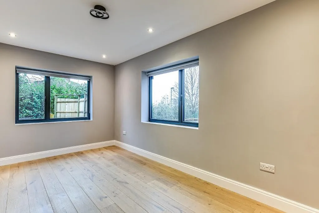 High Beech, South Croydon, photo 17