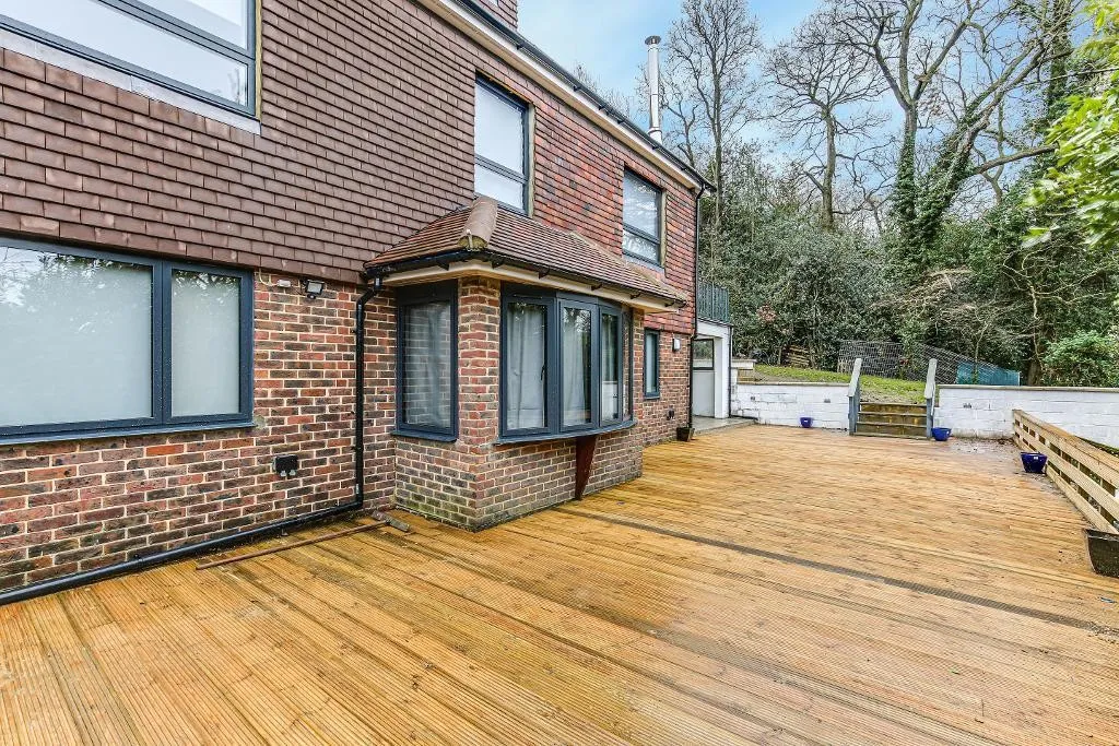 High Beech, South Croydon, photo 29