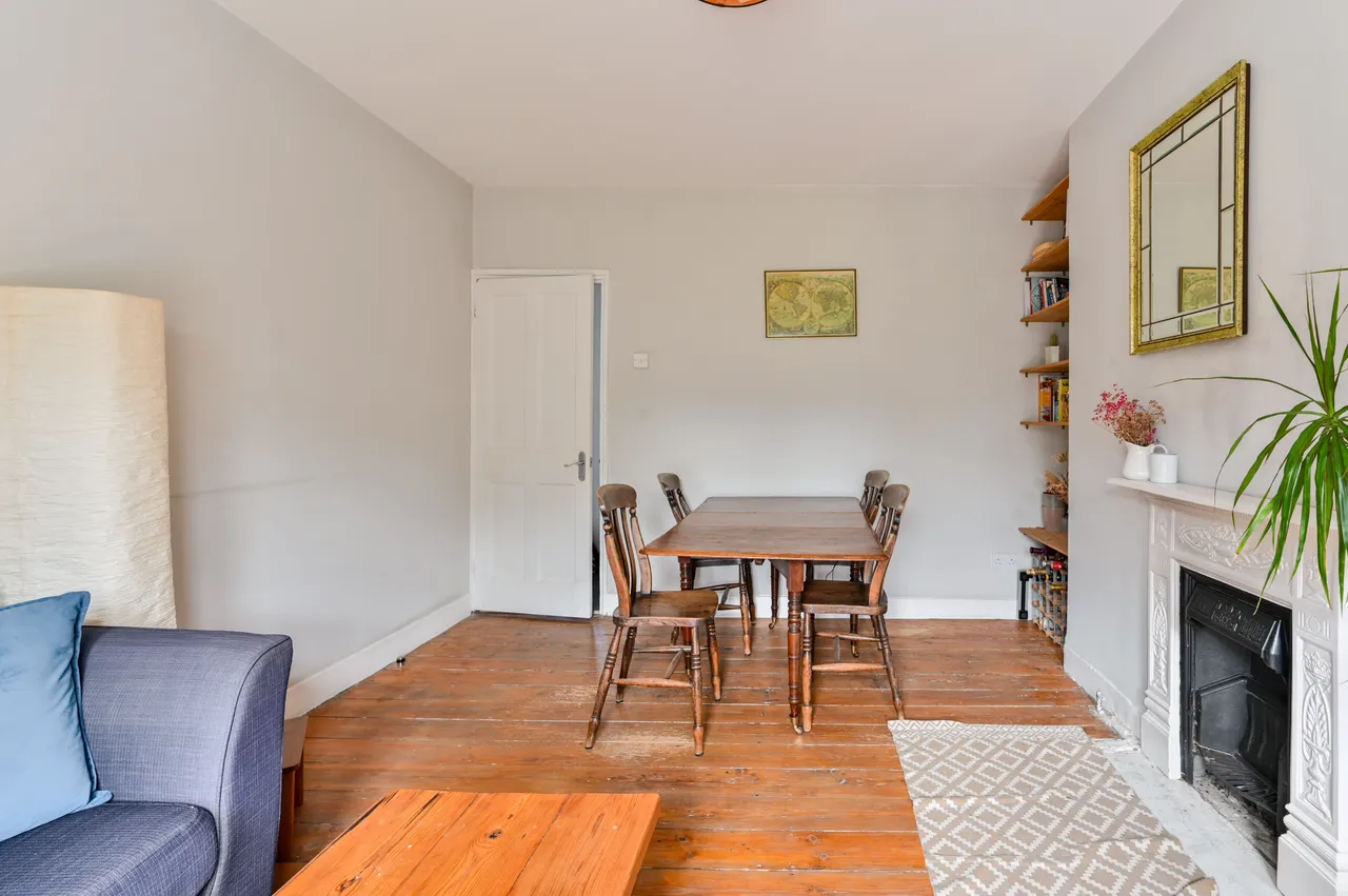 28 Bilton House, Wandsworth Road, London, photo 3