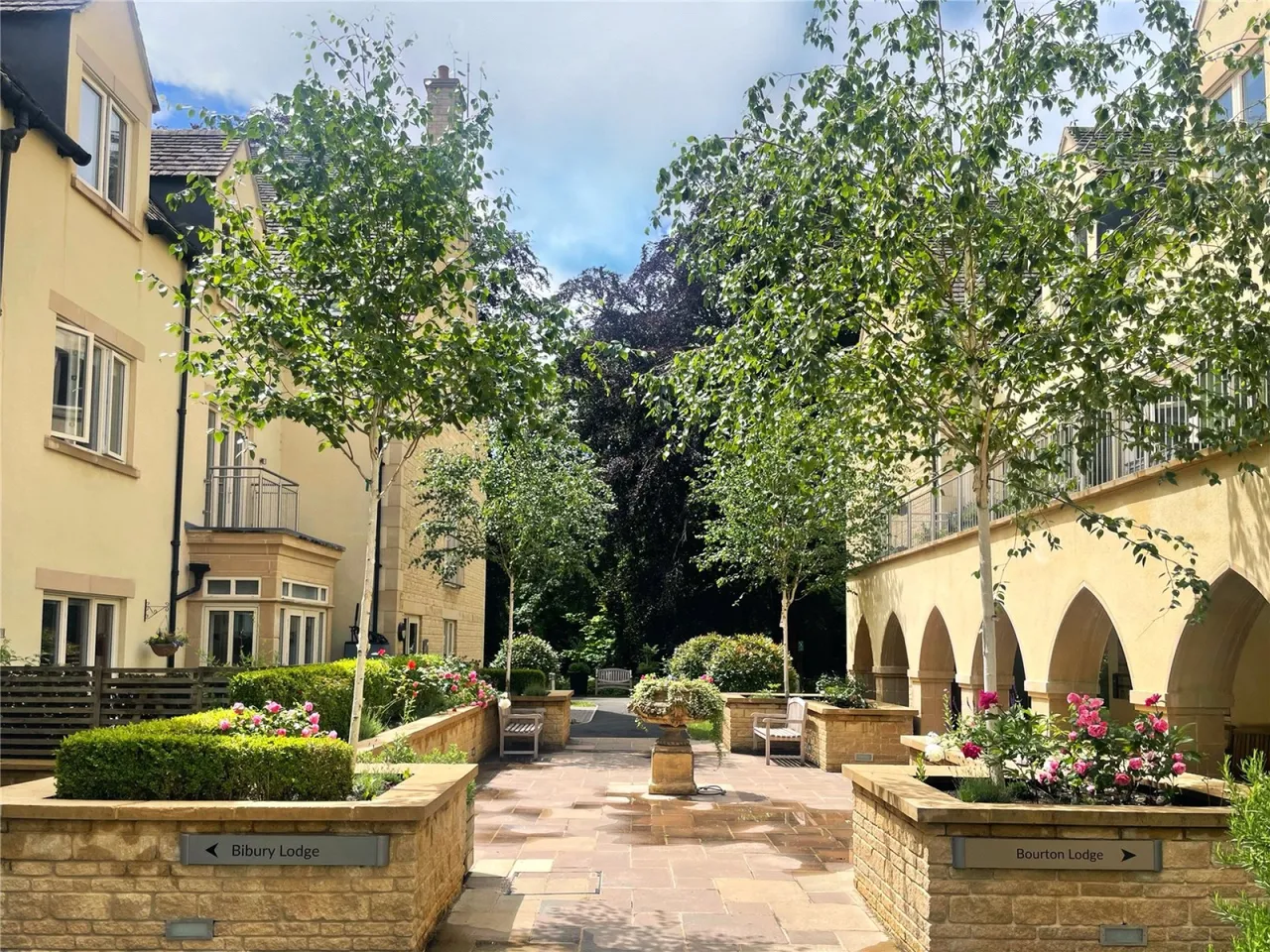 Stratton Place, Stratton, GL7, photo 3