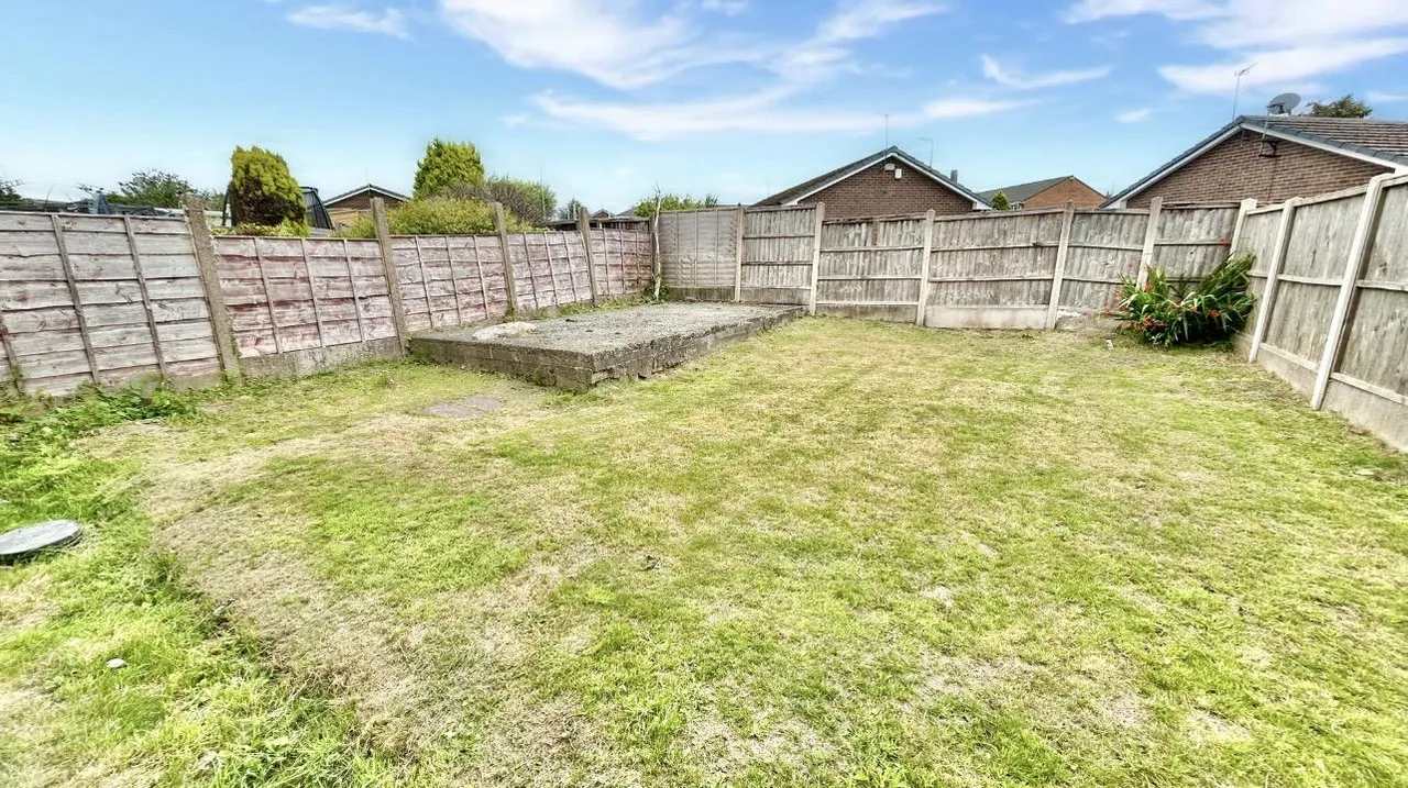 Broadway, Chadderton, OL9, photo 7