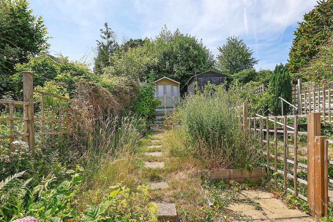 Harrowgate Gardens, Dorking, RH4, photo 5