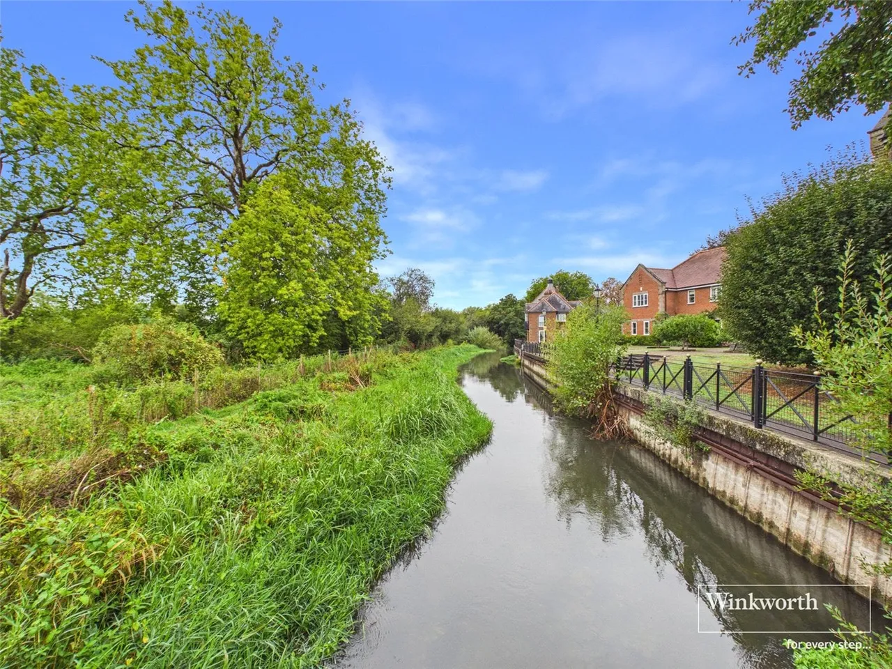 2 bed flat for sale, Yew Lane, Reading, RG1