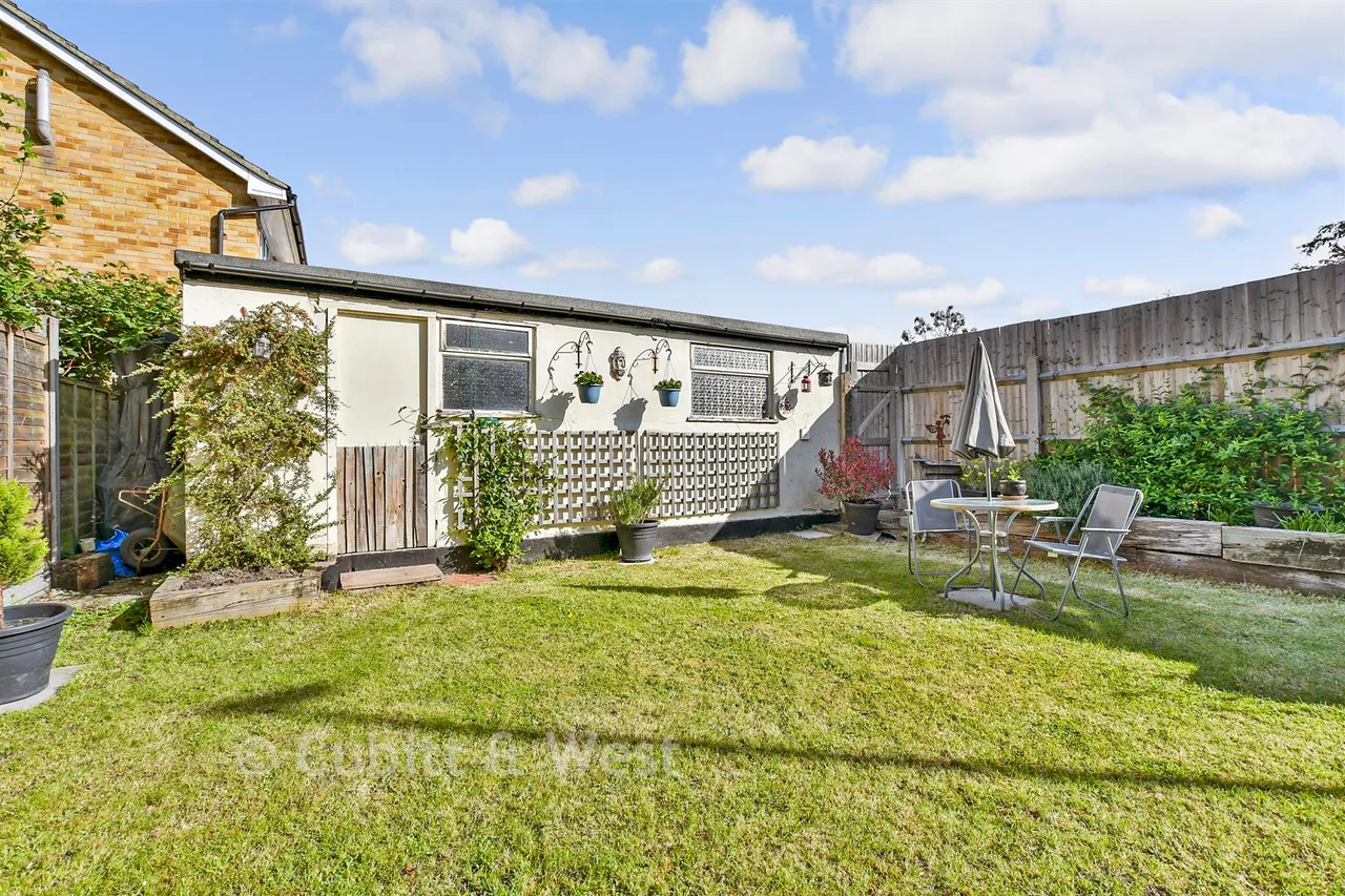 Stoneleigh Park Avenue, Shirley, CR0, photo 6