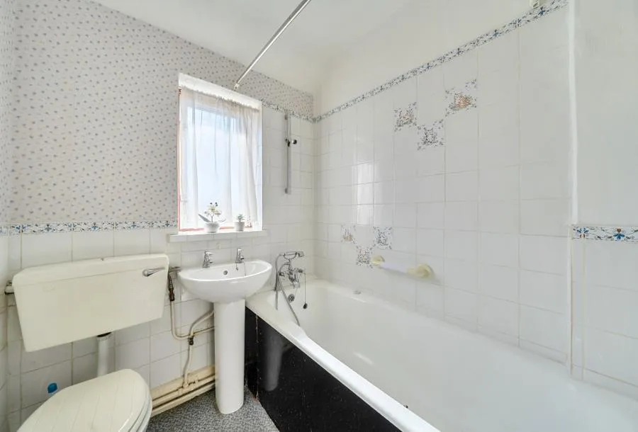 Steers Mead, Mitcham, CR4, photo 15