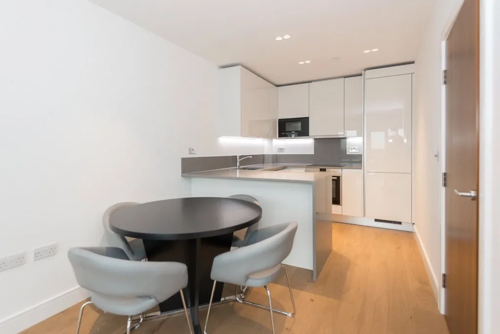 Longfield Avenue, Ealing, W5, photo 11