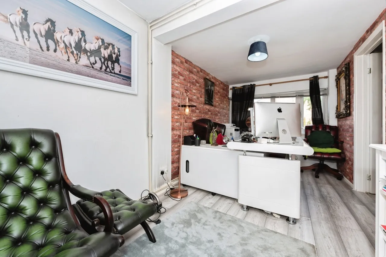 Solway, East Tilbury, Tilbury, Essex, RM18, photo 9