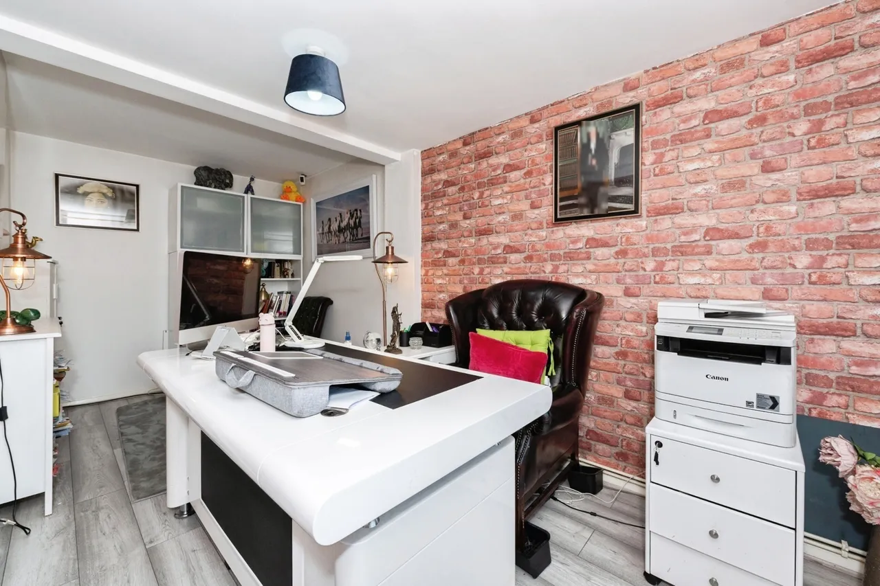 Solway, East Tilbury, Tilbury, Essex, RM18, photo 10