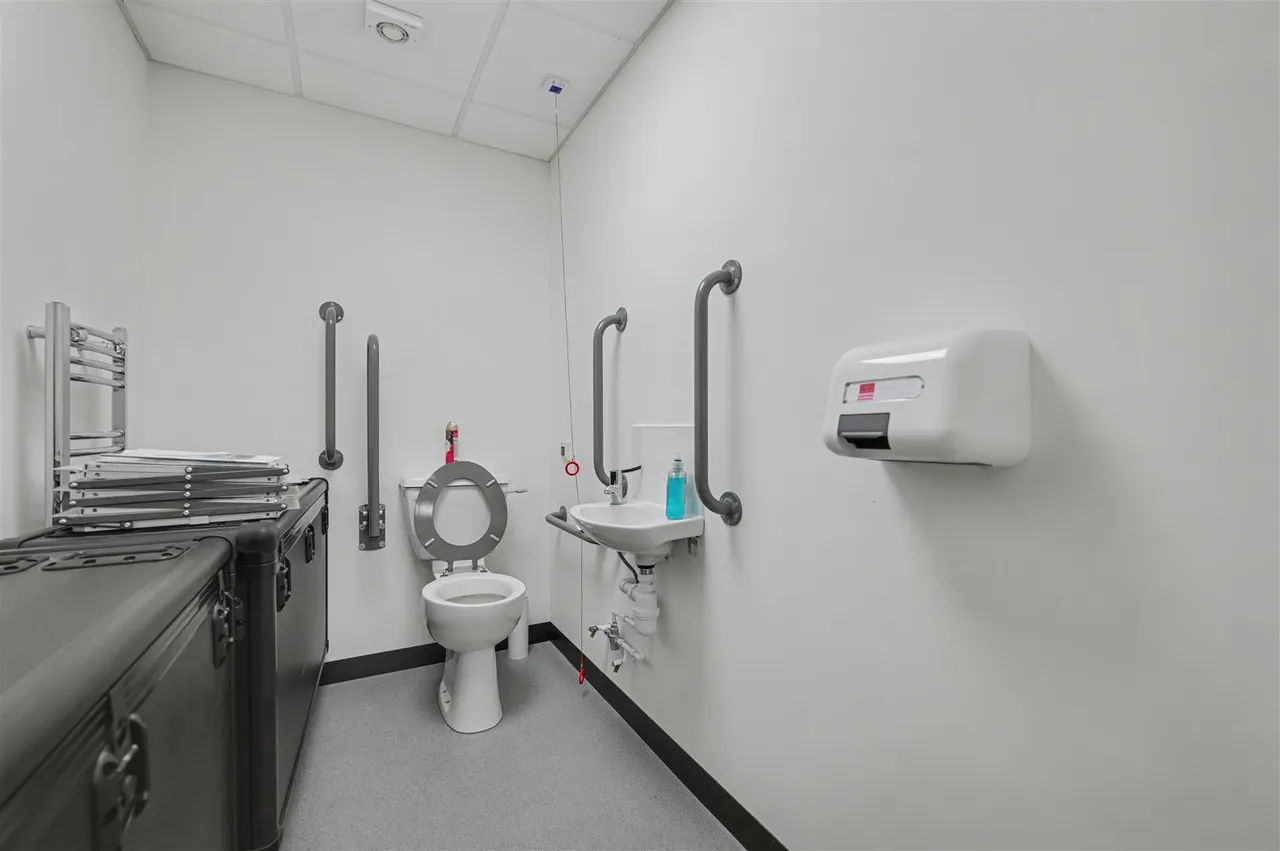 7 Tungsten Court, Hemdale Business Park, Nuneaton, photo 4