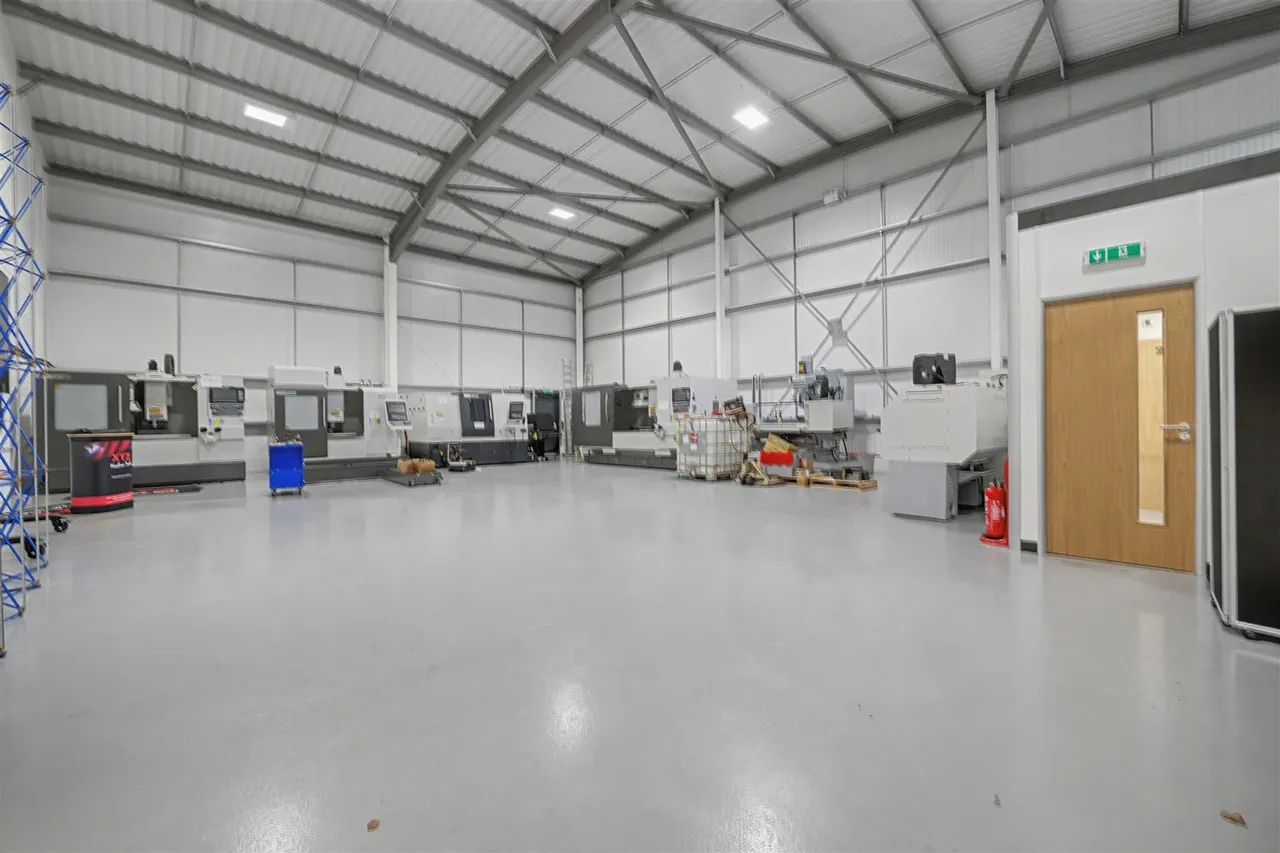 7 Tungsten Court, Hemdale Business Park, Nuneaton, photo 5