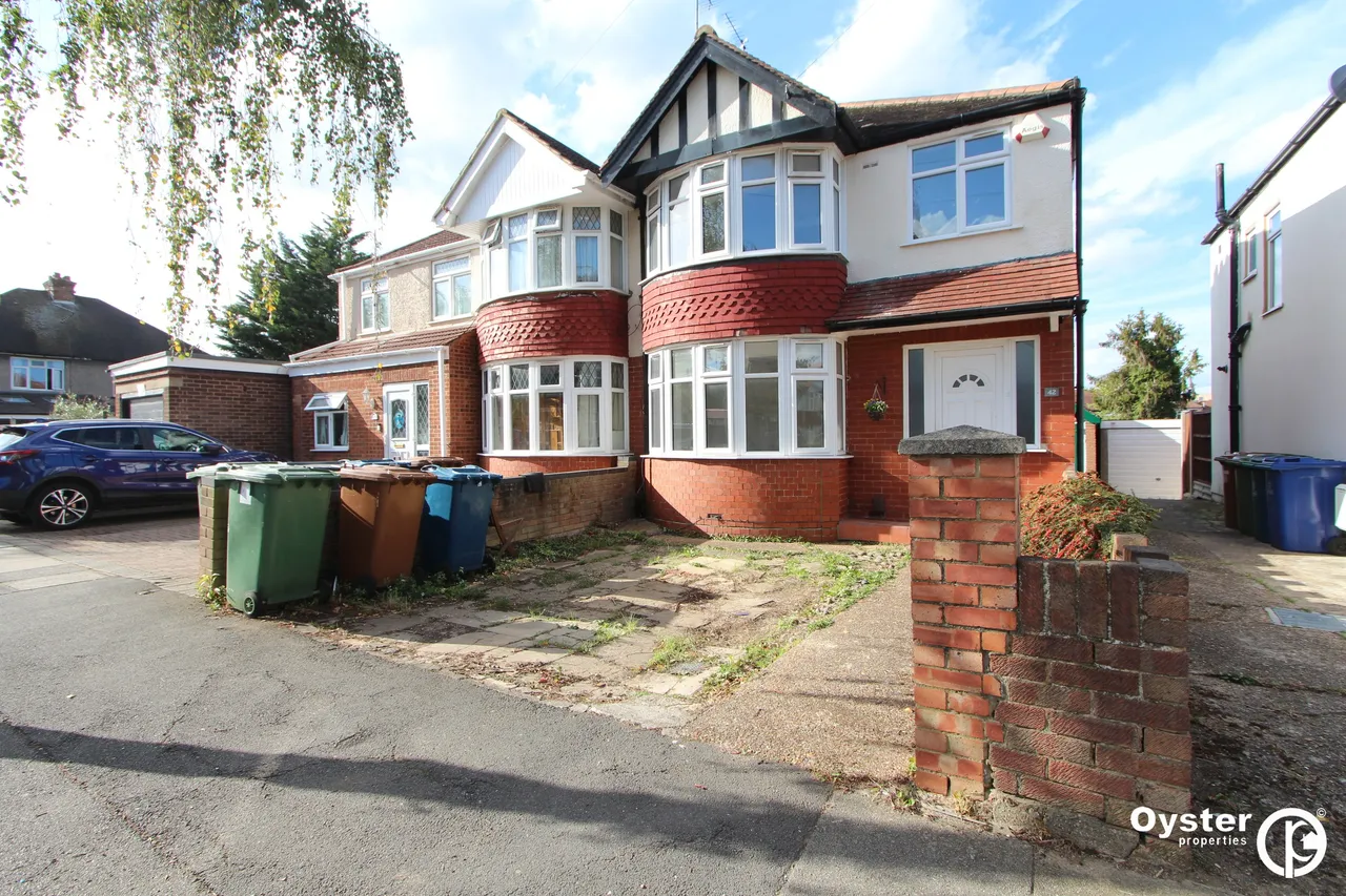 3 bed house to rent, Harley Crescent, Harrow, HA1
