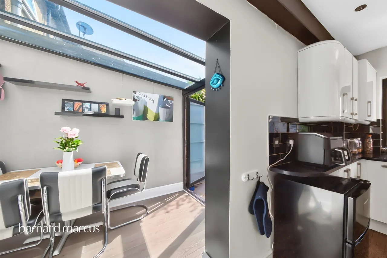Summers Row, London, N12, photo 13