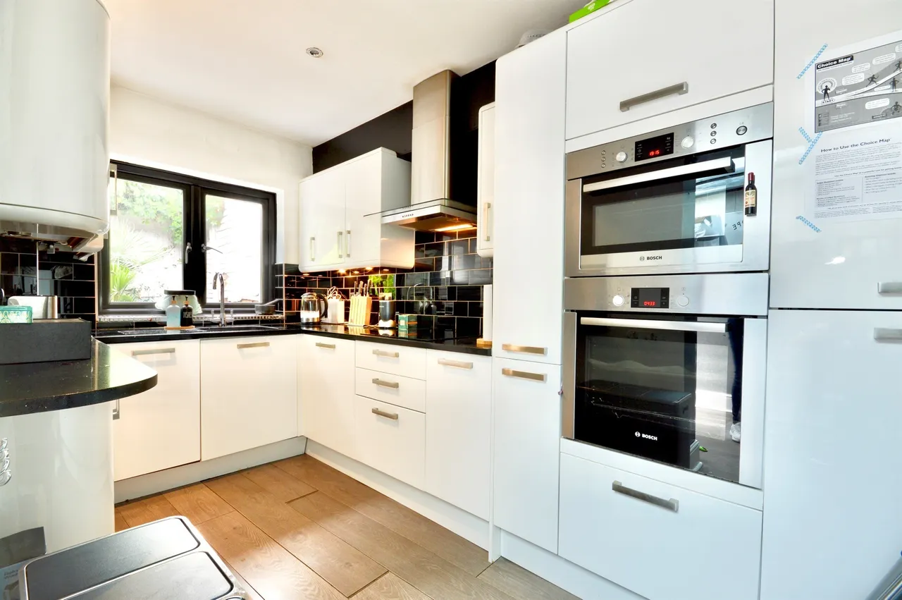 Summers Row, London, N12, photo 2
