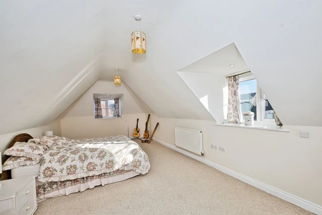 Elizabeth Way, Chard, TA20, photo 13