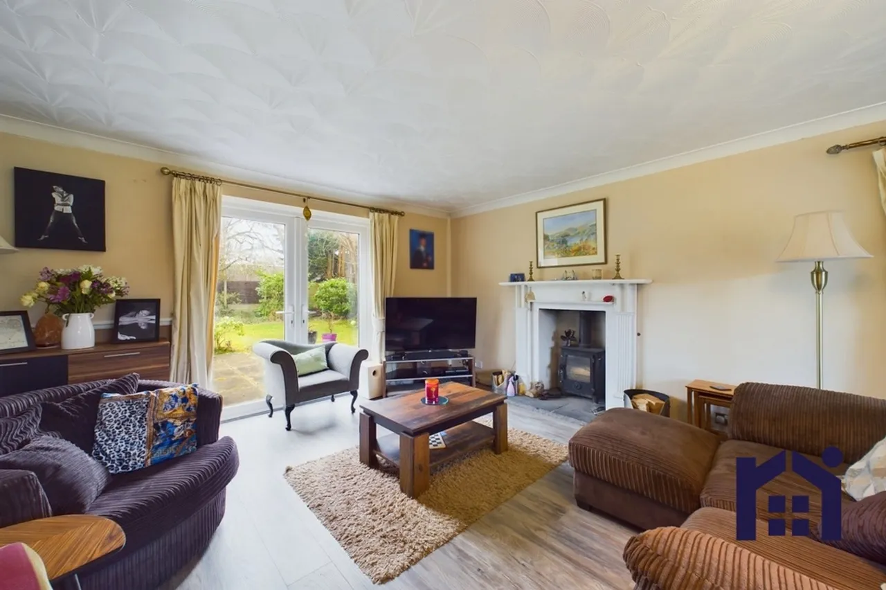 Wigan Road, Euxton, Chorley, PR7 6JH, photo 8