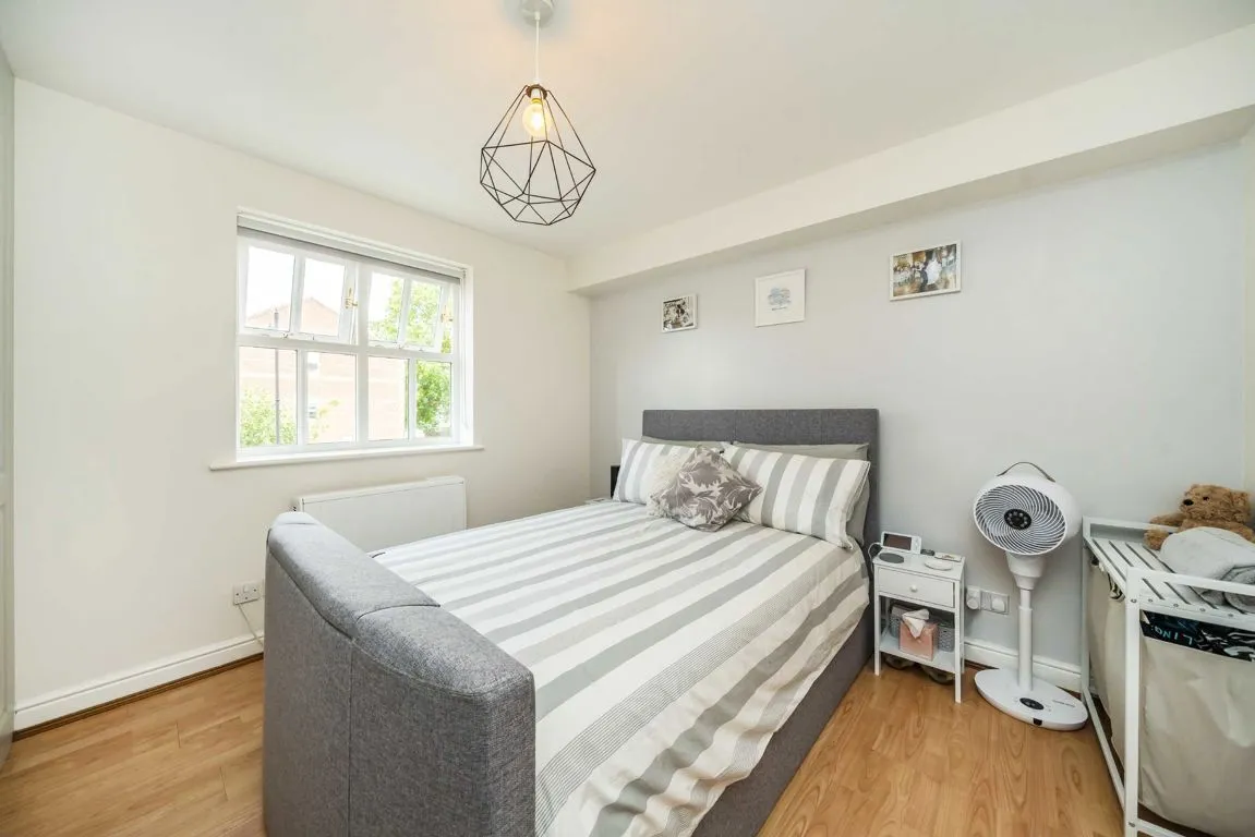 Massingberd Way, SW17, photo 4