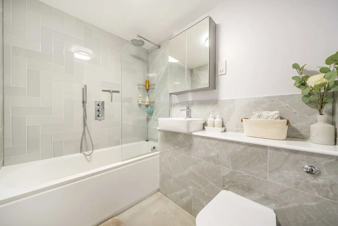 Massingberd Way, SW17, photo 6