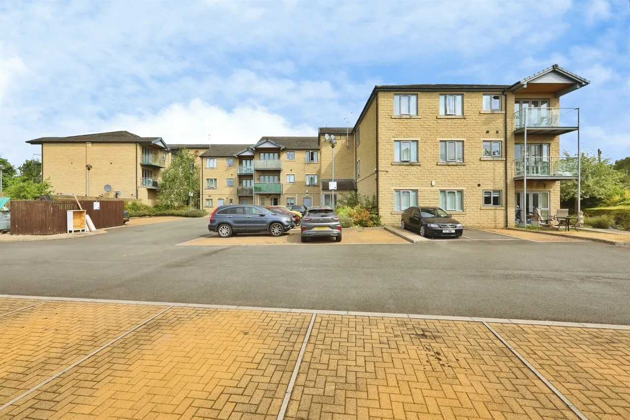 Rotherham Road, Dinnington, Sheffield, photo 9