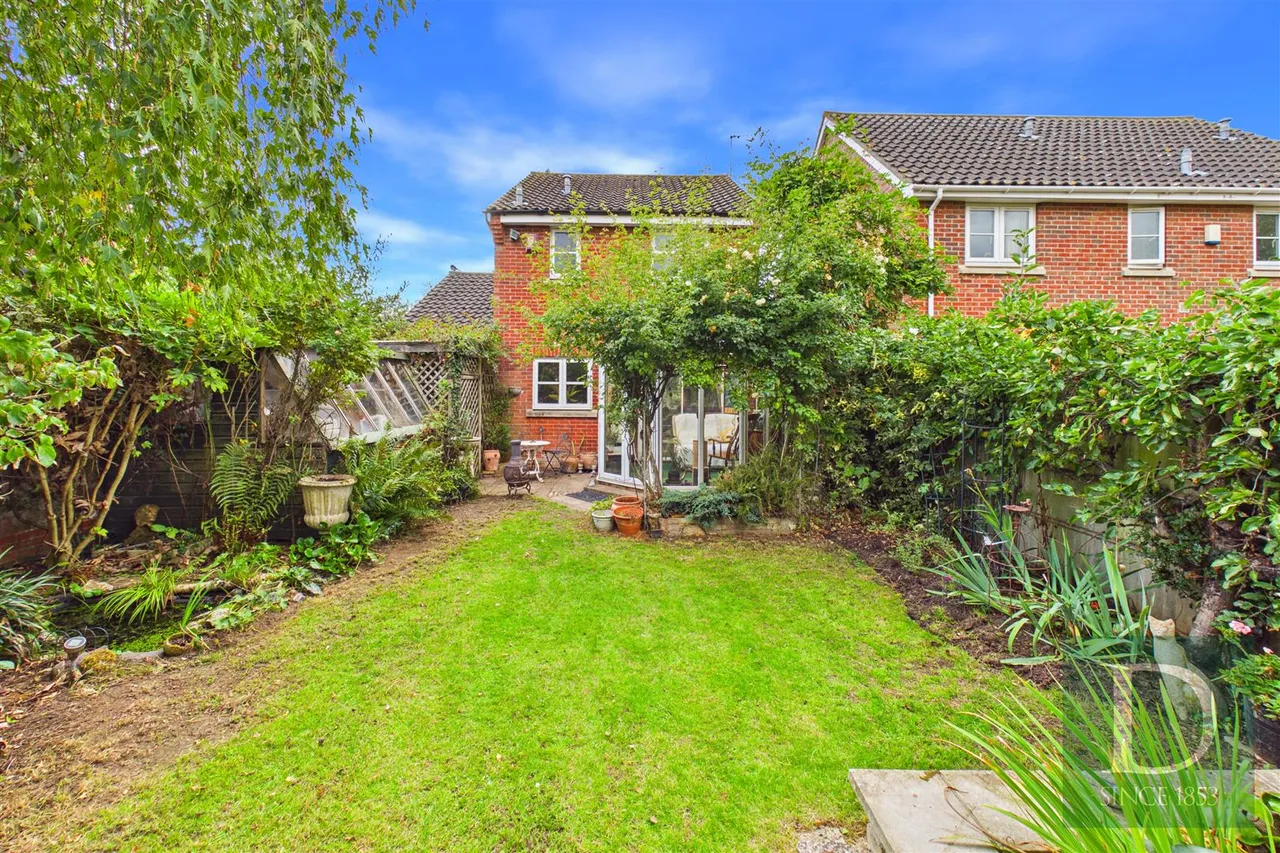 Louies Lane, Roydon, IP22, photo 12