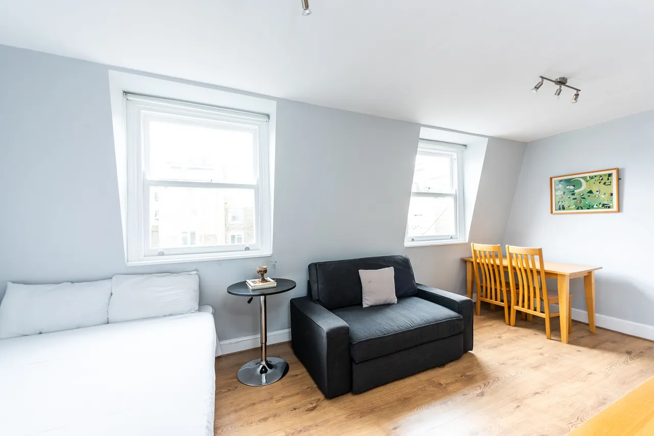 flat to rent — Flat 15, 6 Collingham Place, London