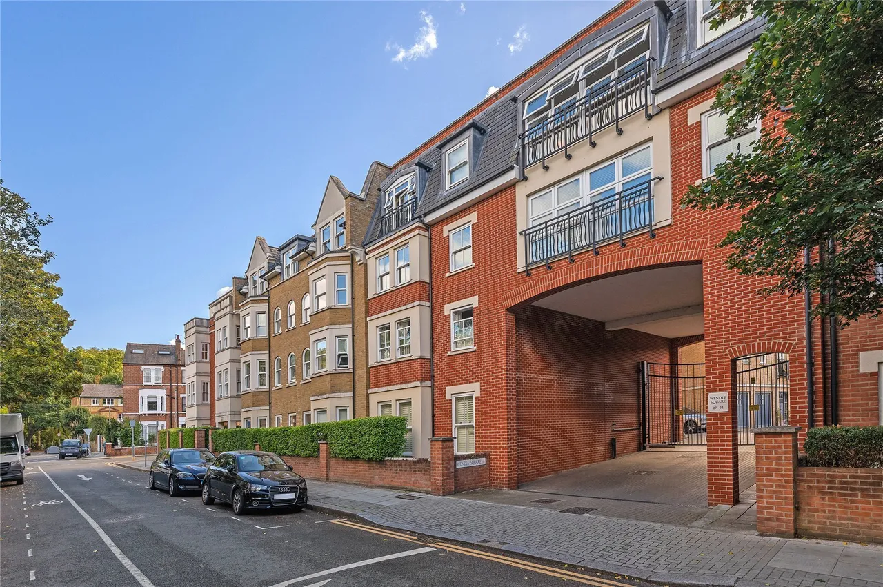 Wendle Square, Battersea, SW11, photo 6