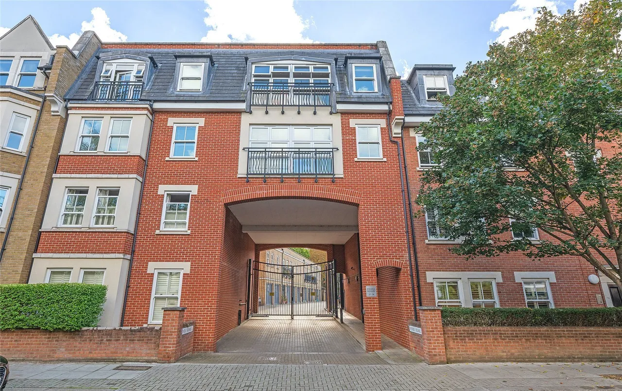 Wendle Square, Battersea, SW11, photo 7