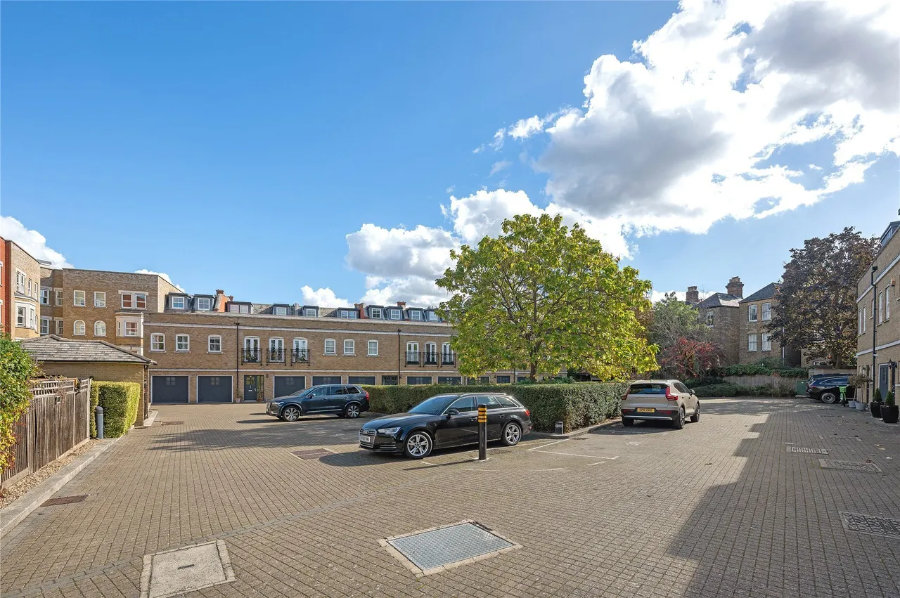 Wendle Square, Battersea, SW11, photo 14
