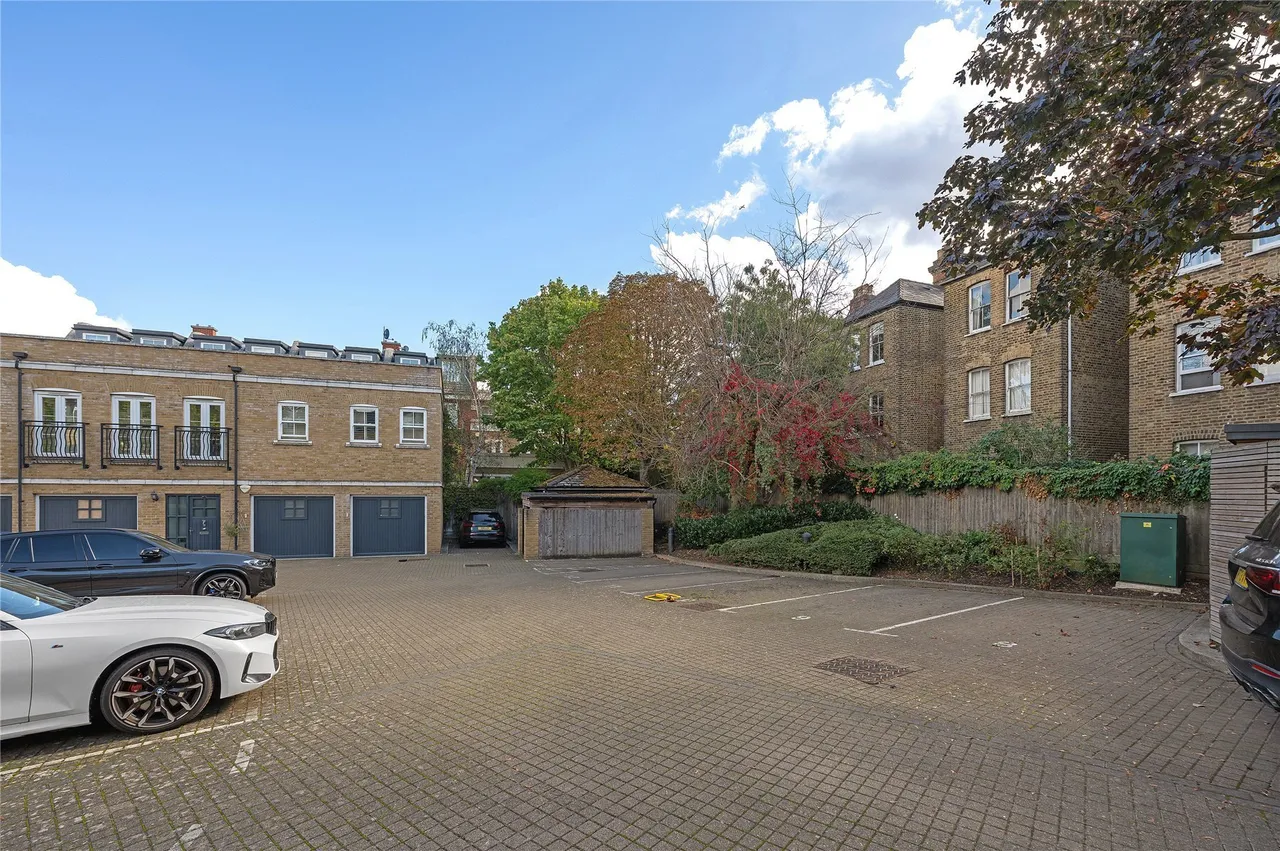 Wendle Square, Battersea, SW11, photo 13
