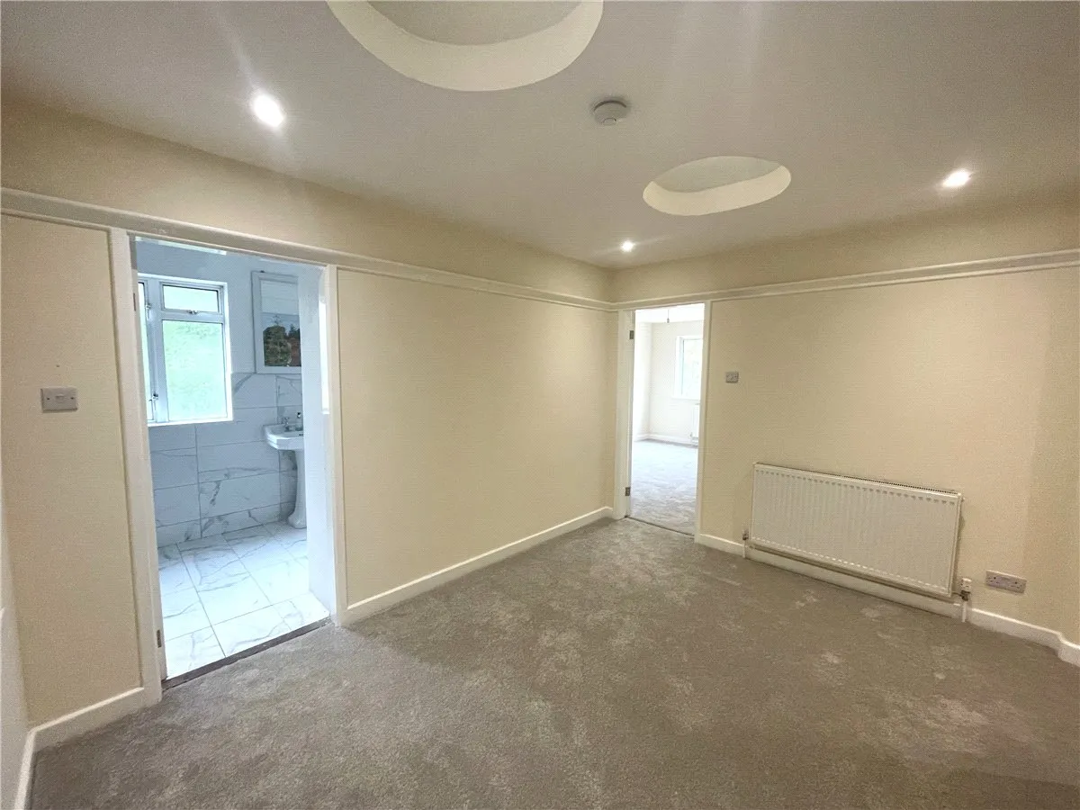 Retford Road, Walesby, NG22, photo 12
