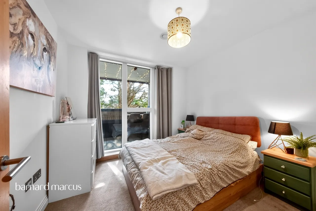 Quayle Crescent, London, photo 11