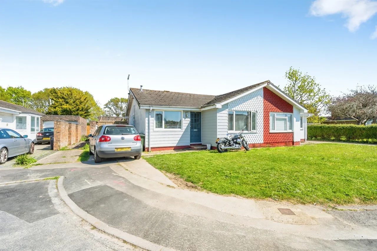 2 bed house for sale — Wakefield Way, BOGNOR REGIS