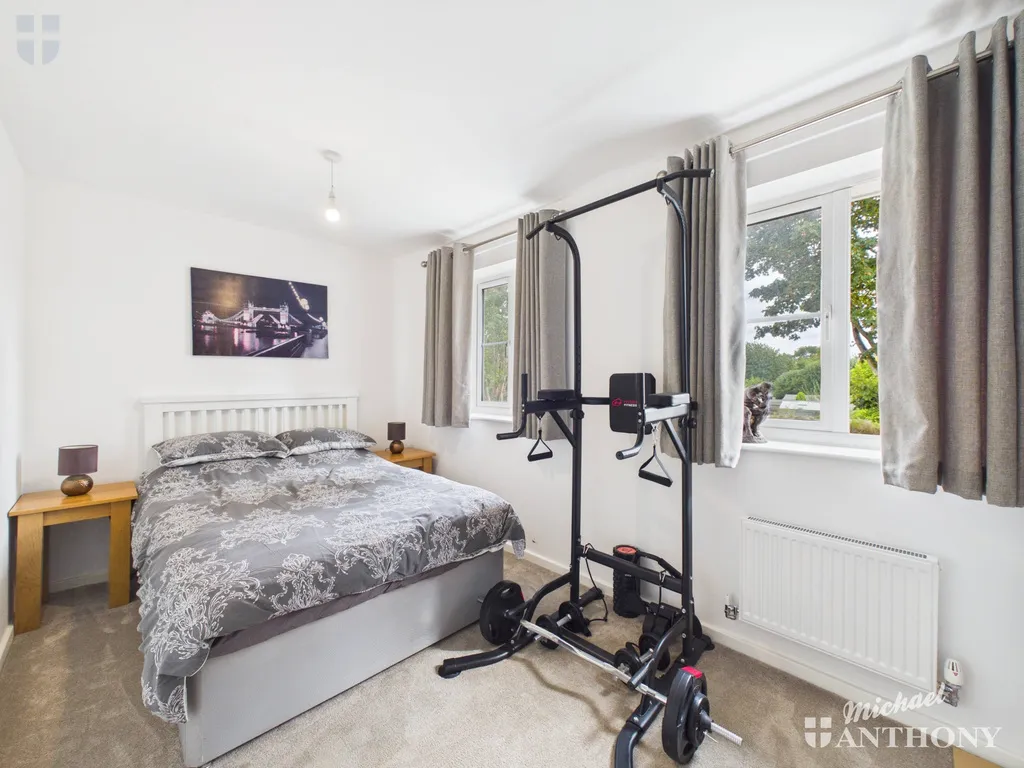 Honeysuckle Place, Weston Turville, HP22, photo 9