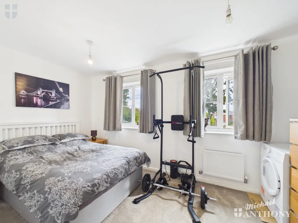 Honeysuckle Place, Weston Turville, HP22, photo 8