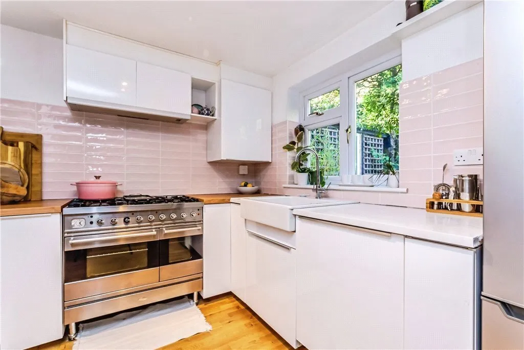 Stafford Road, Caterham, Surrey, CR3, photo 5