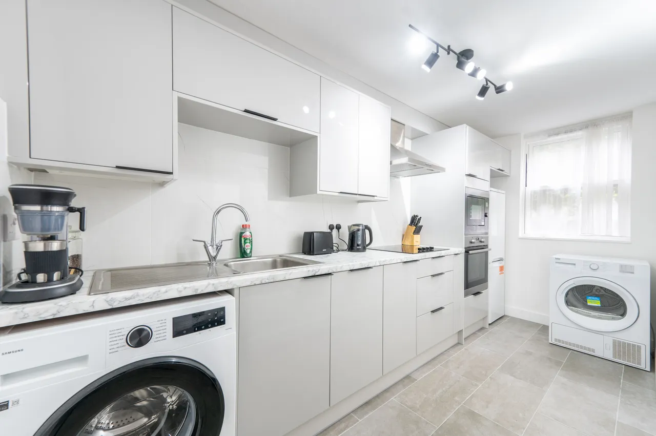1 Tolchurch, Dartmouth Close, London, photo 7
