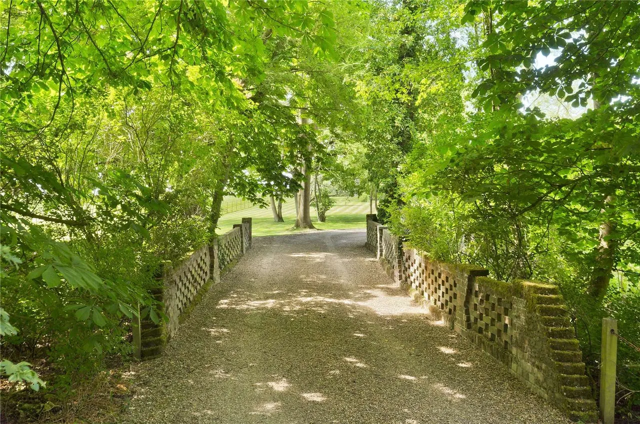 Church Lane, Witnesham, IP6, photo 27