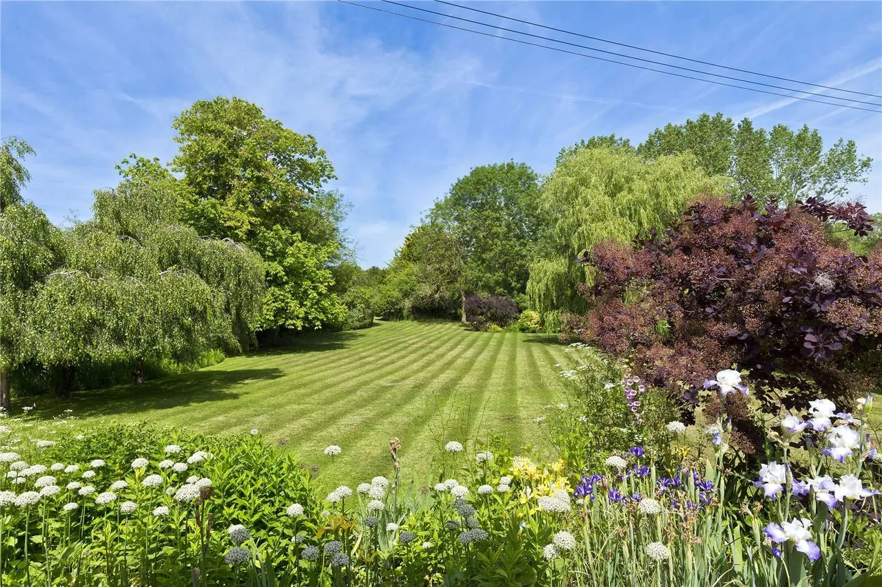 Church Lane, Witnesham, IP6, photo 33