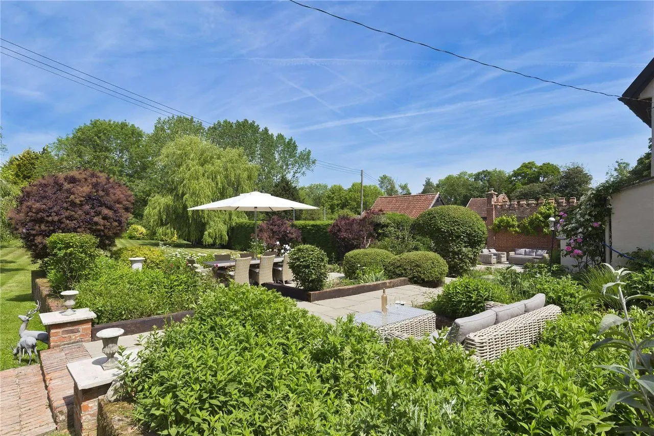 Church Lane, Witnesham, IP6, photo 32