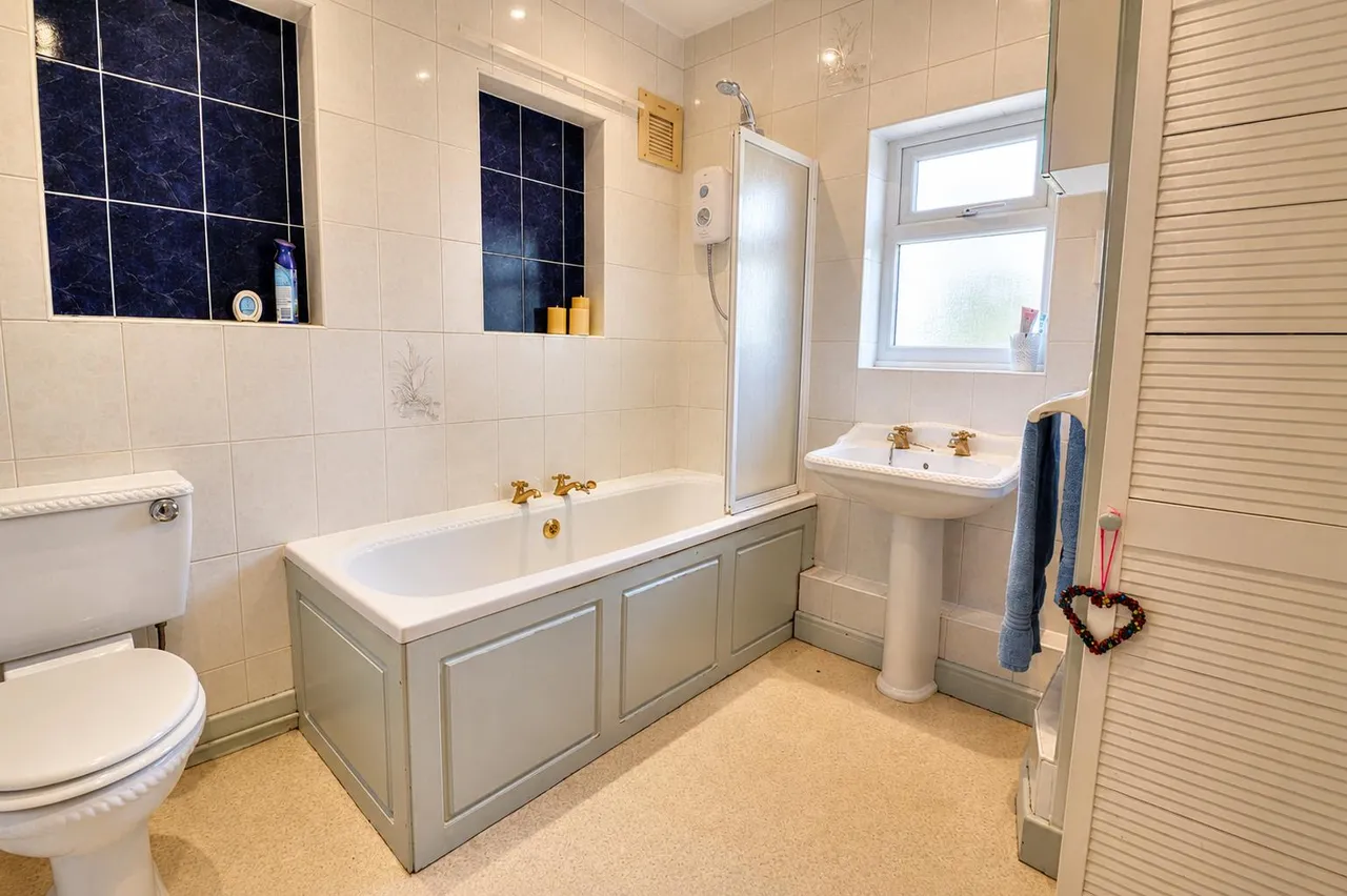 Cedar Avenue, Birstall, LE4, photo 25