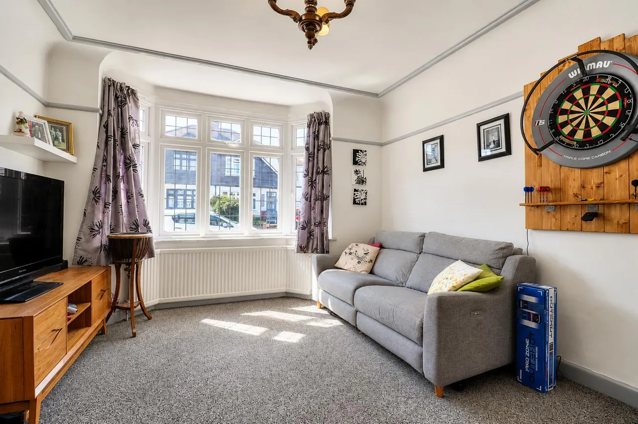 Cedar Avenue, Birstall, LE4, photo 13