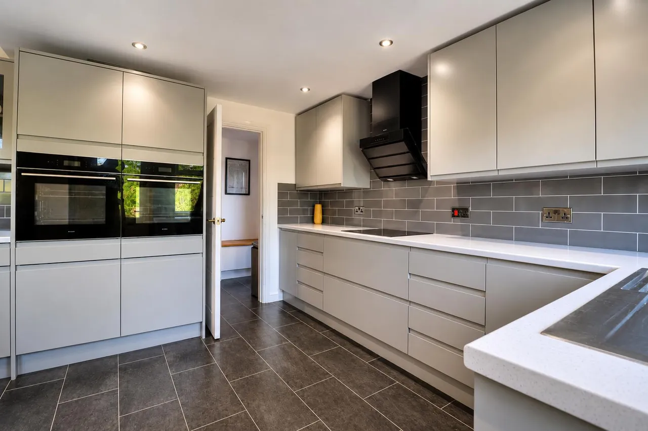 Cedar Avenue, Birstall, LE4, photo 6