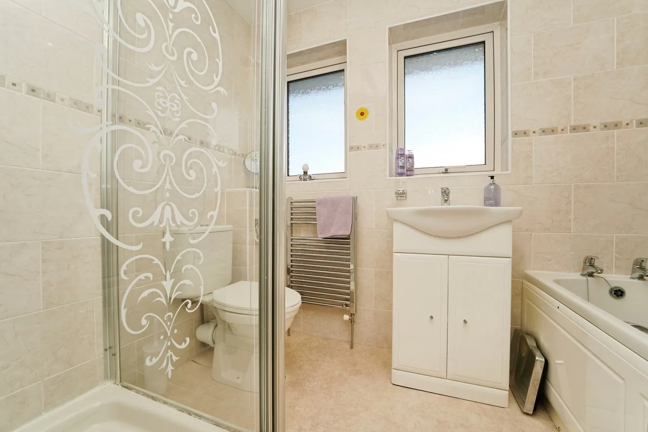 Imjin Road, Cheltenham, GL52, photo 17