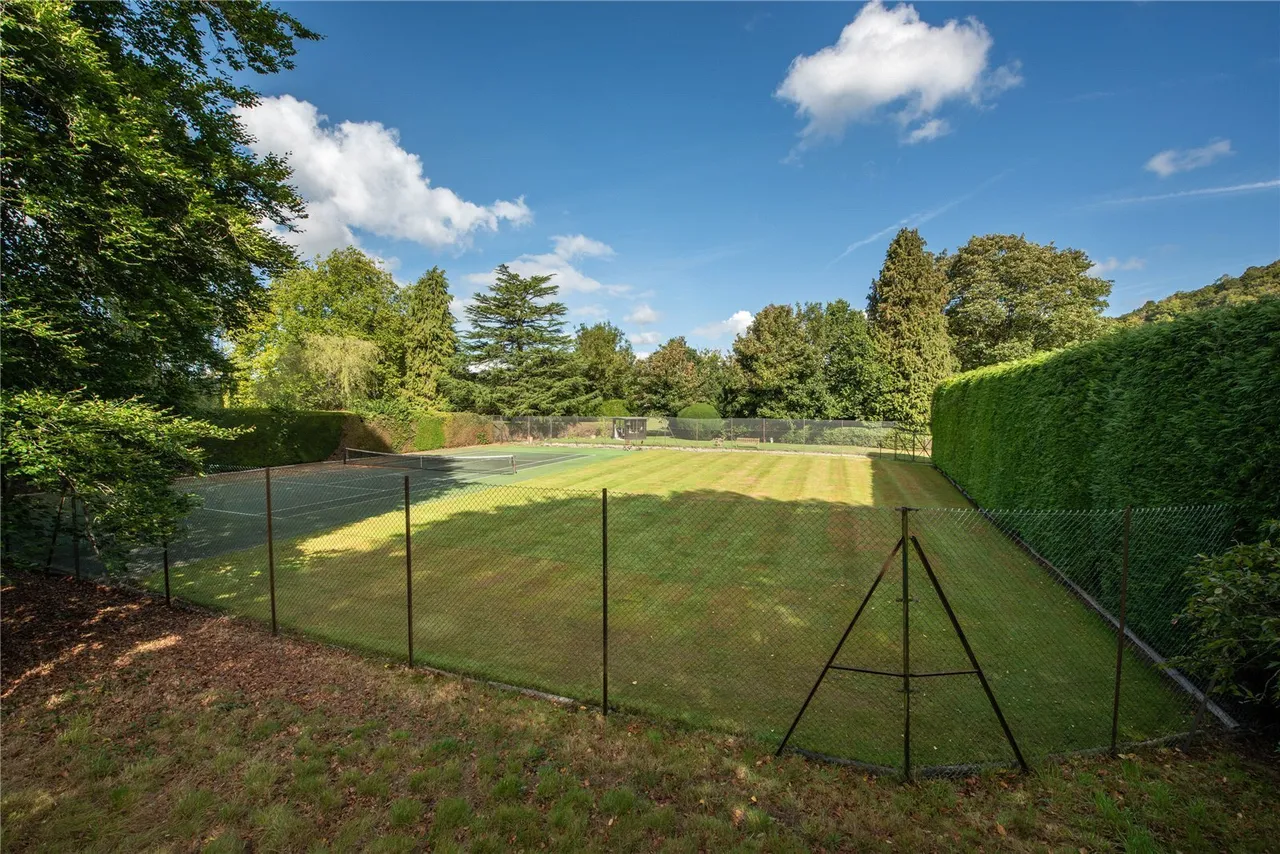 London Road, Dorking, RH5, photo 15